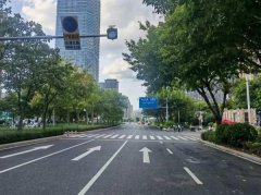 依托潮汐错峰泊车